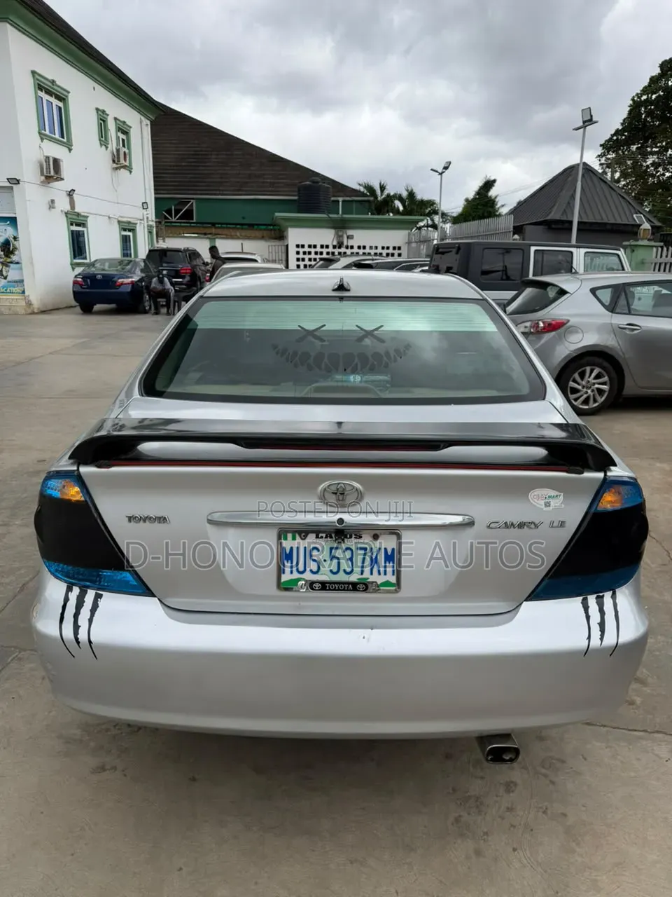 Toyota Camry LE 4dr Sedan (2.4L 4cyl 5A) 2005 Silver