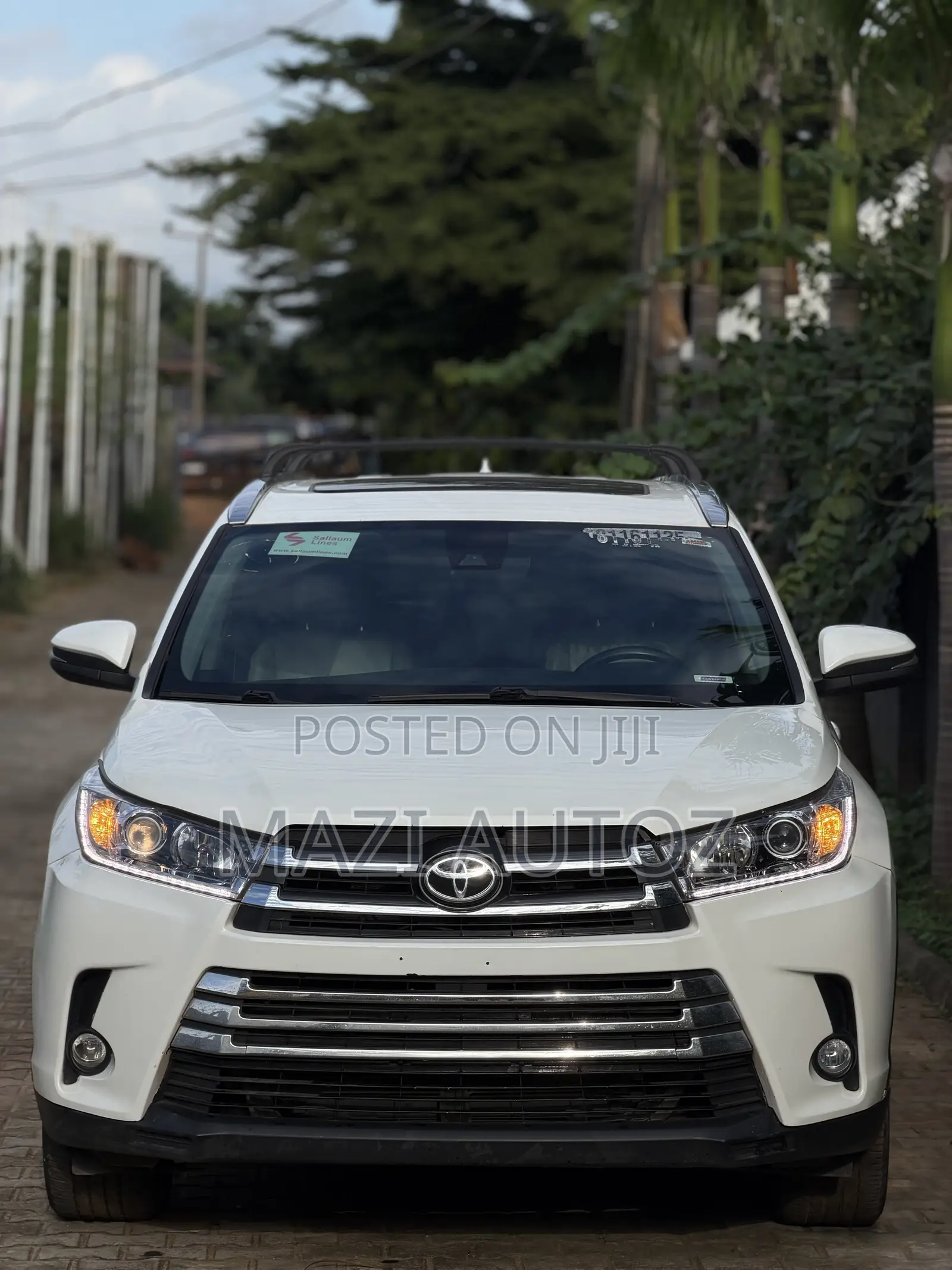 Toyota Highlander XLE 2022 White