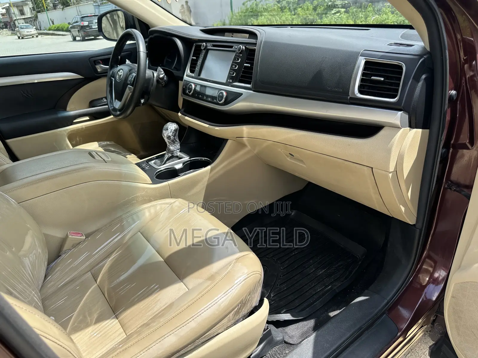 Toyota Highlander XLE 4dr SUV AWD (3.5L 6cyl 6A) 2015 Maroon