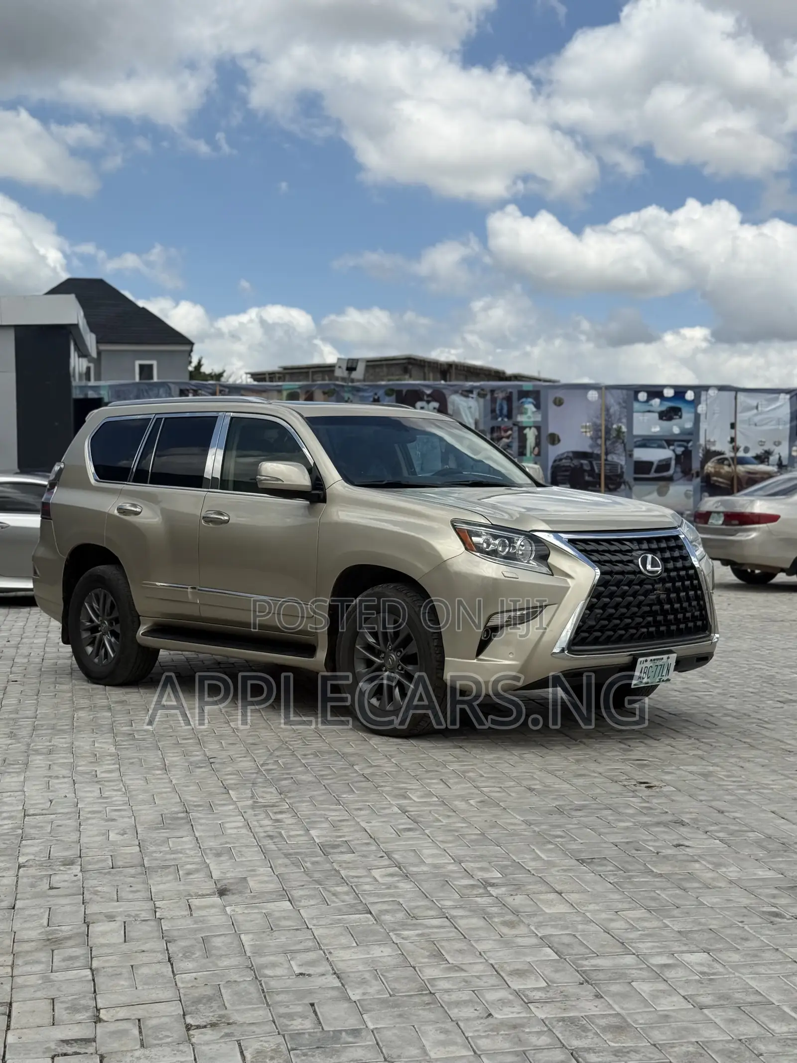Lexus GX 460 Luxury 2016 Gold