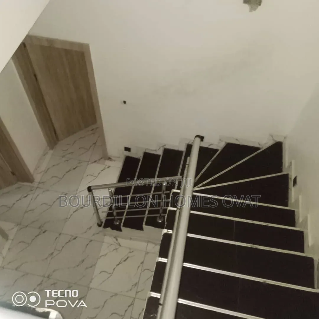 Furnished 4bdrm Duplex in Ikota Villa Estate for rent