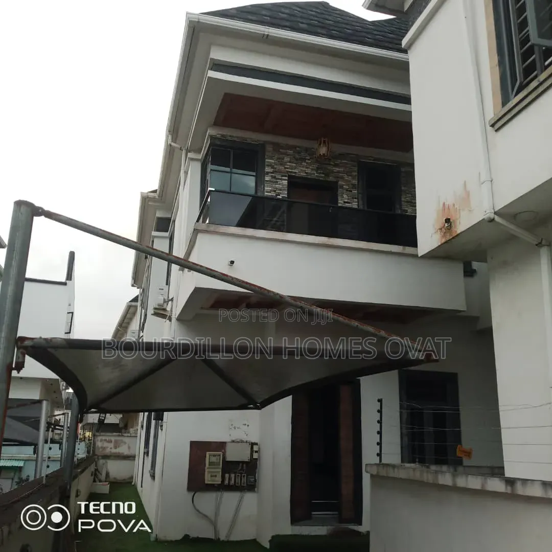 Furnished 4bdrm Duplex in Ikota Villa Estate for rent