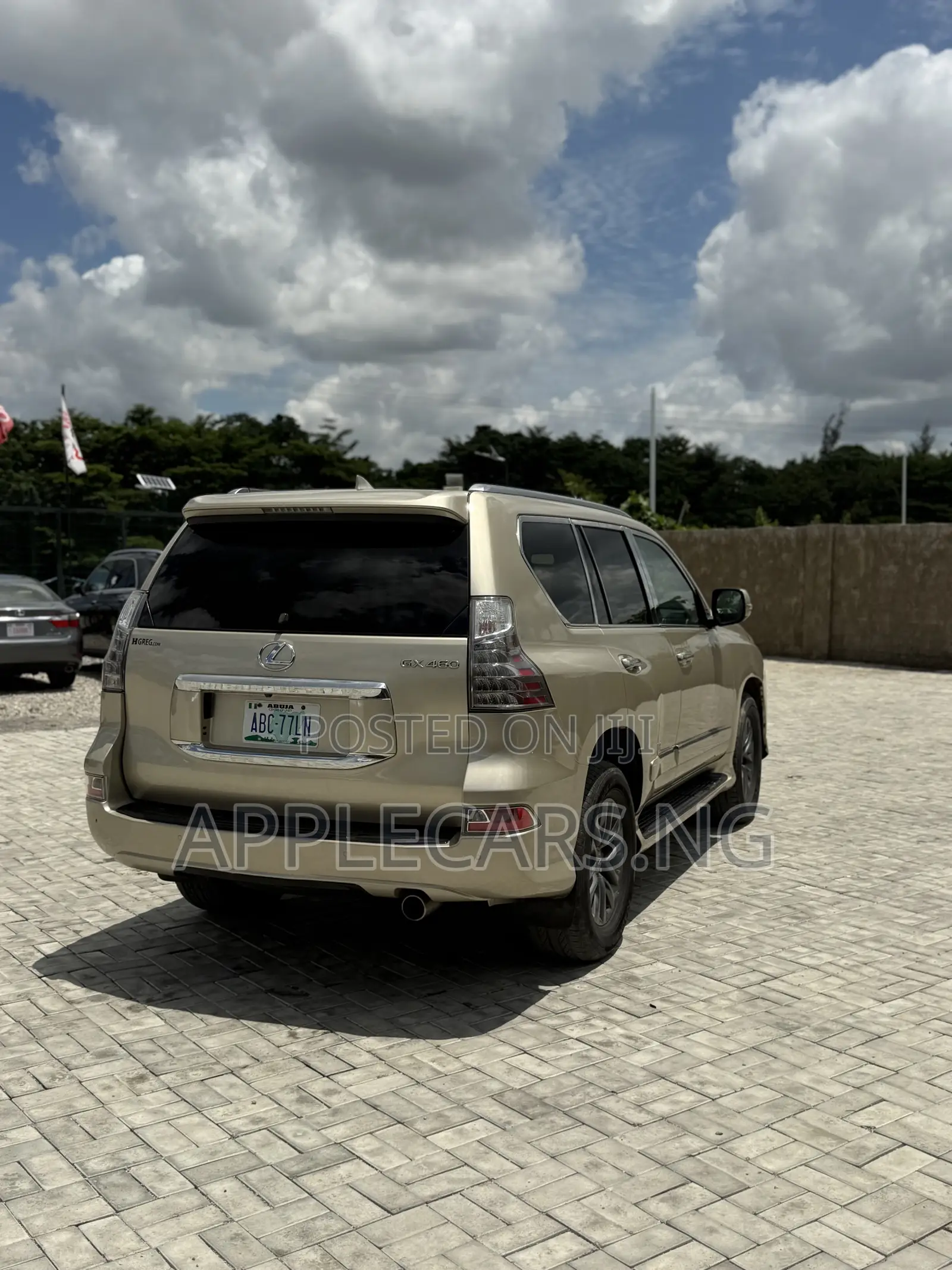 Lexus GX 460 Luxury 2016 Gold