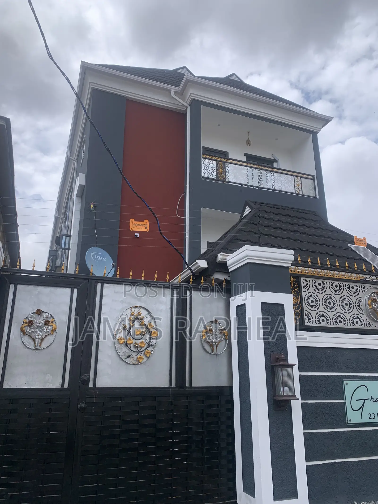 3bdrm Apartment in Rb Emerald, Ebute Metta for sale