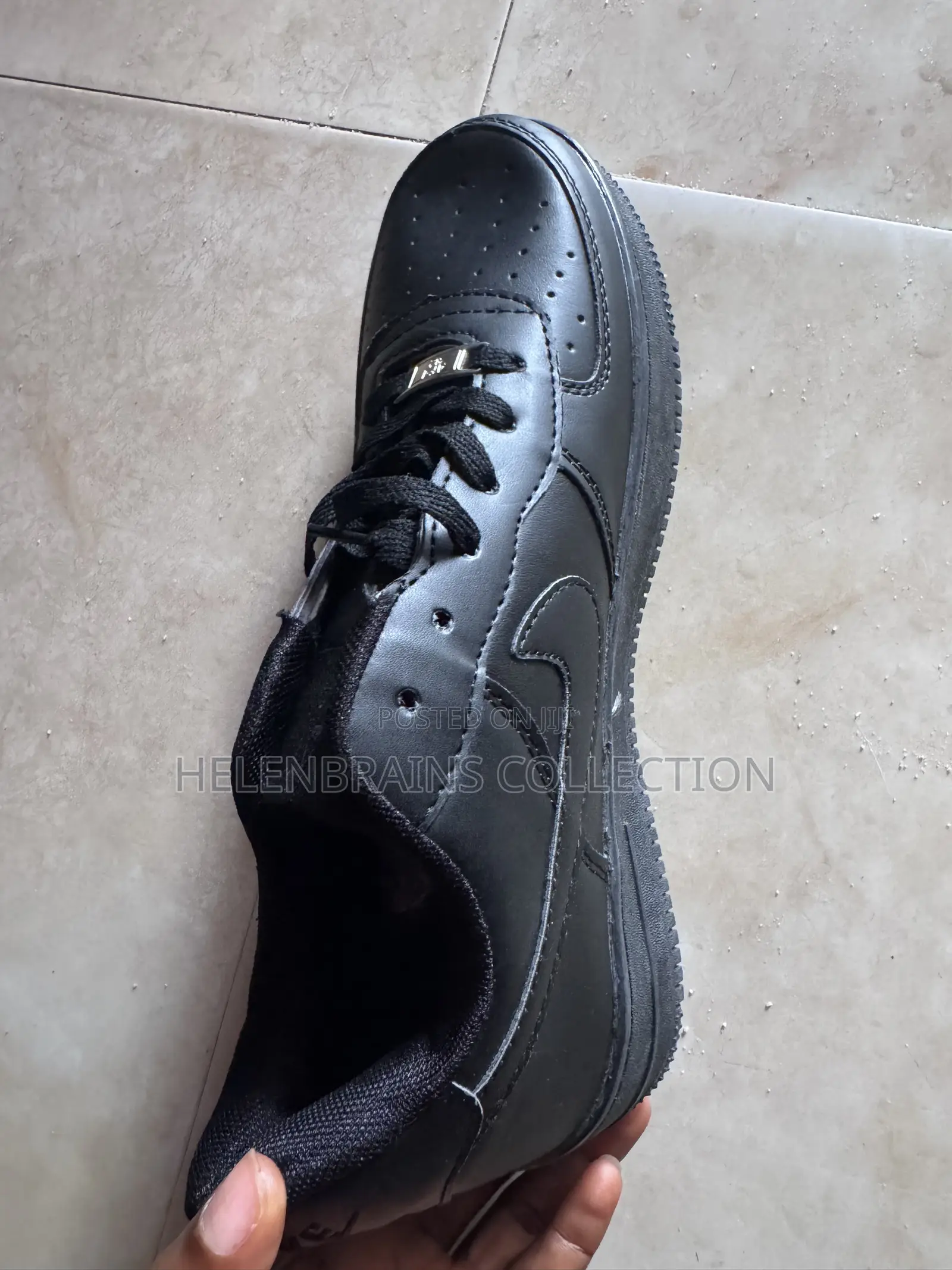 Black Nike