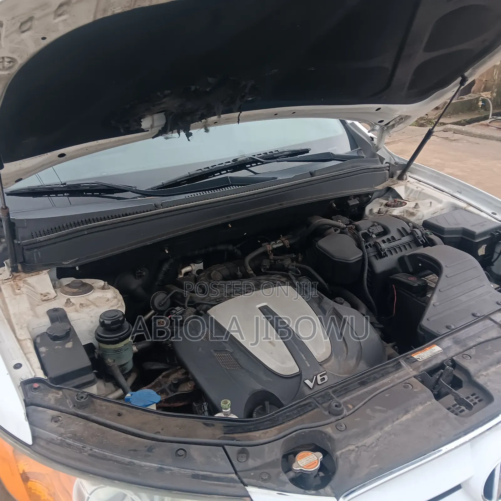 Hyundai Santa Fe Limited 2011 White