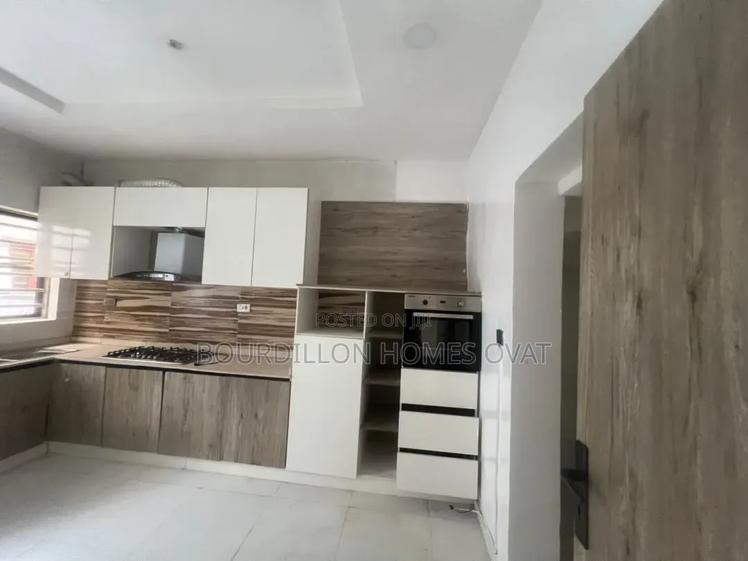 4bdrm Duplex in Orchid Lekki Lagos for rent