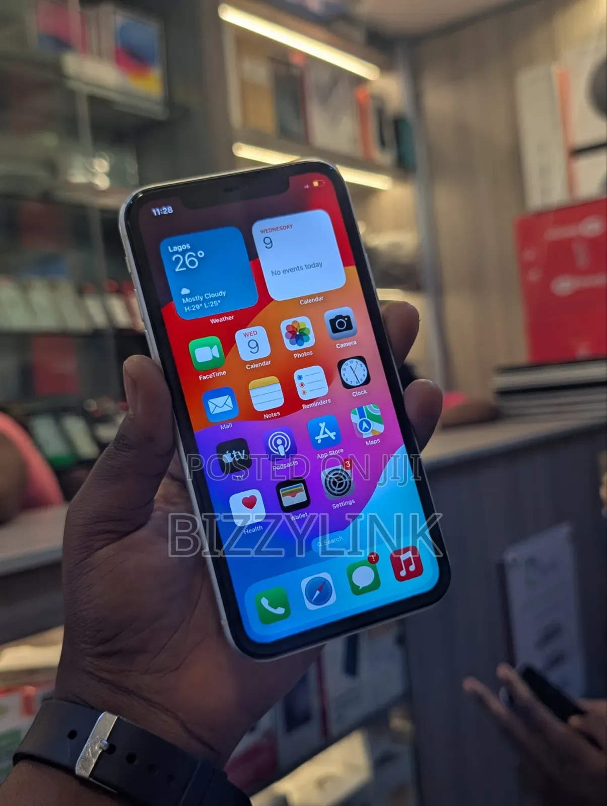 Apple iPhone 11 64 GB White