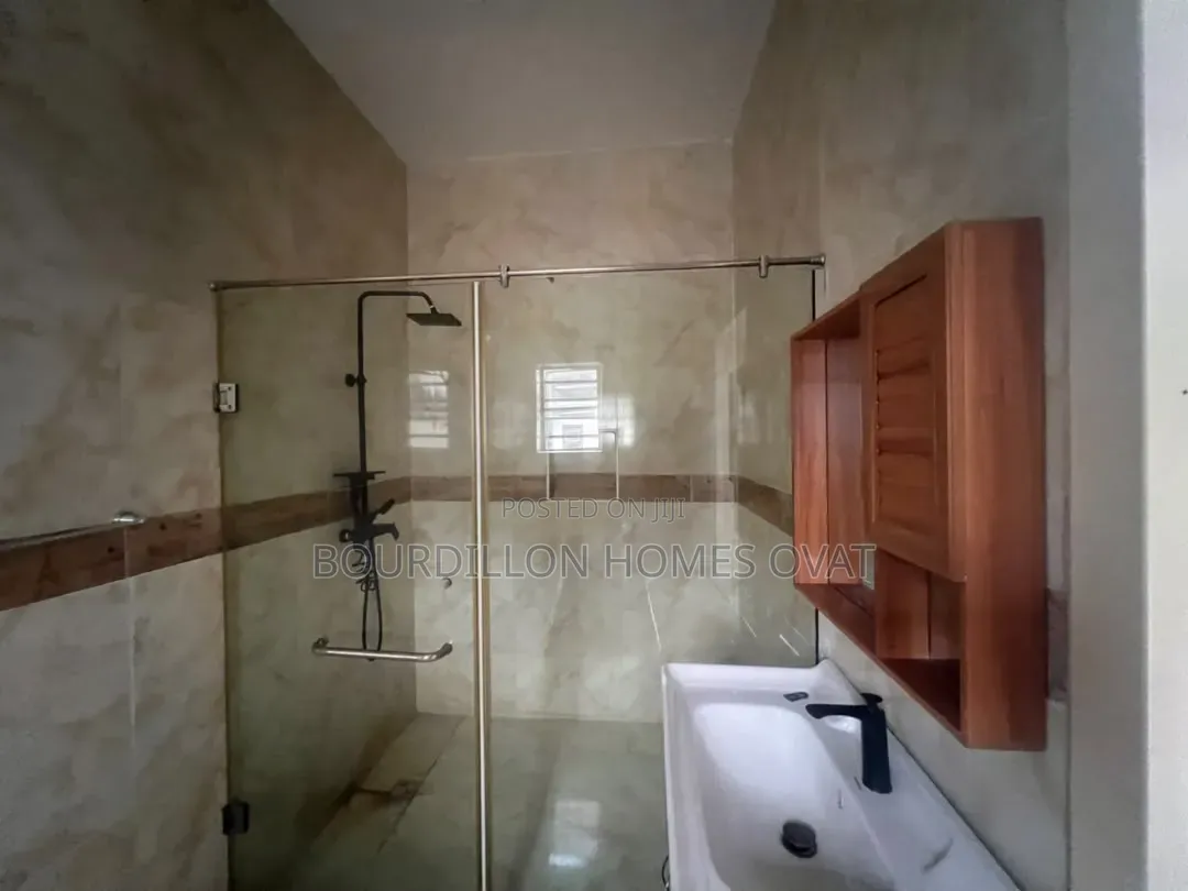 4bdrm Duplex in Orchid Lekki Lagos for rent