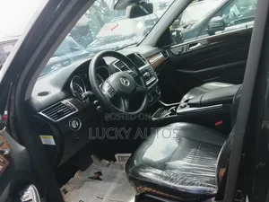 Mercedes-Benz M Class 2015 Black