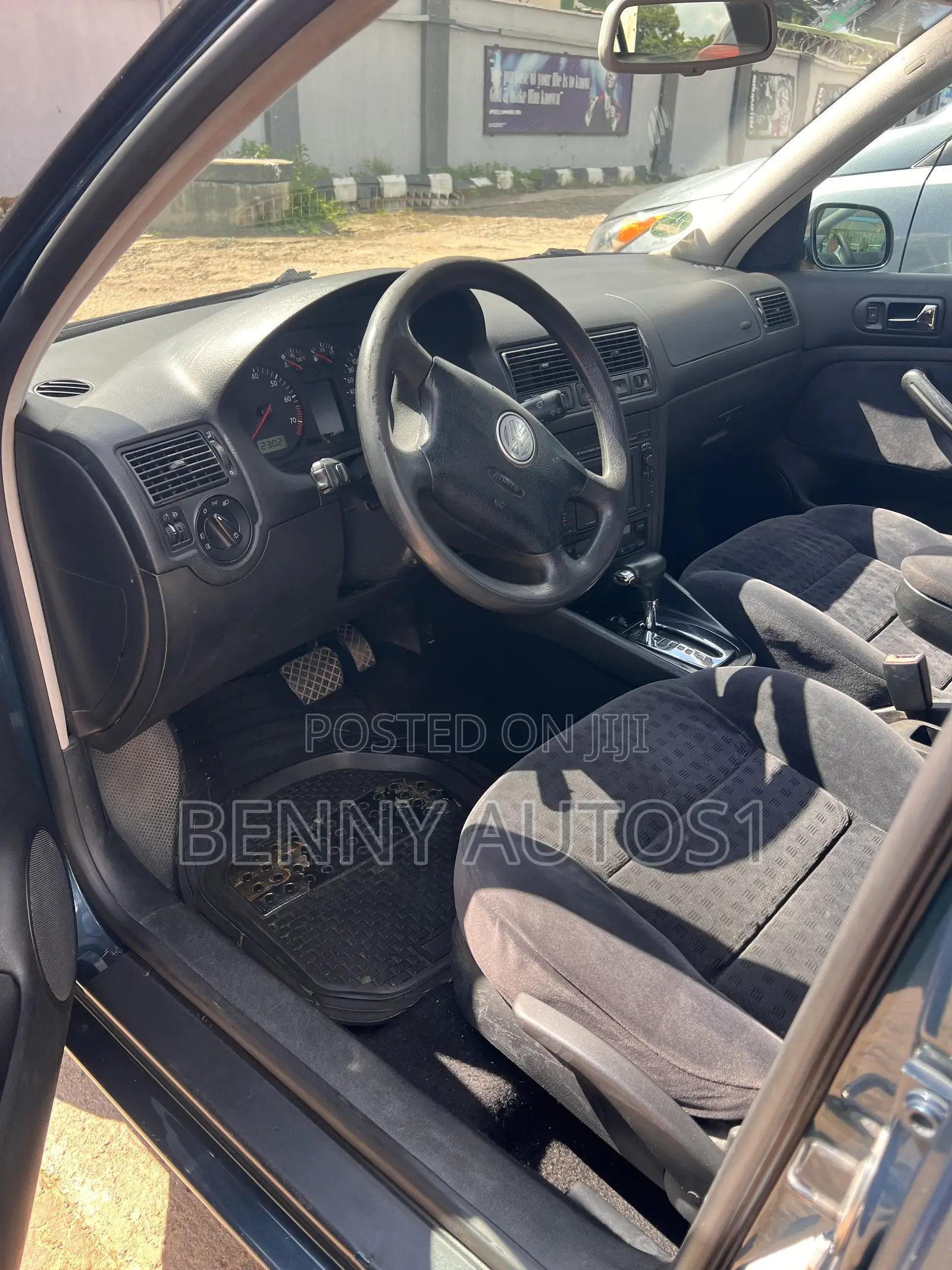 Volkswagen Golf 1.6 2000 Blue