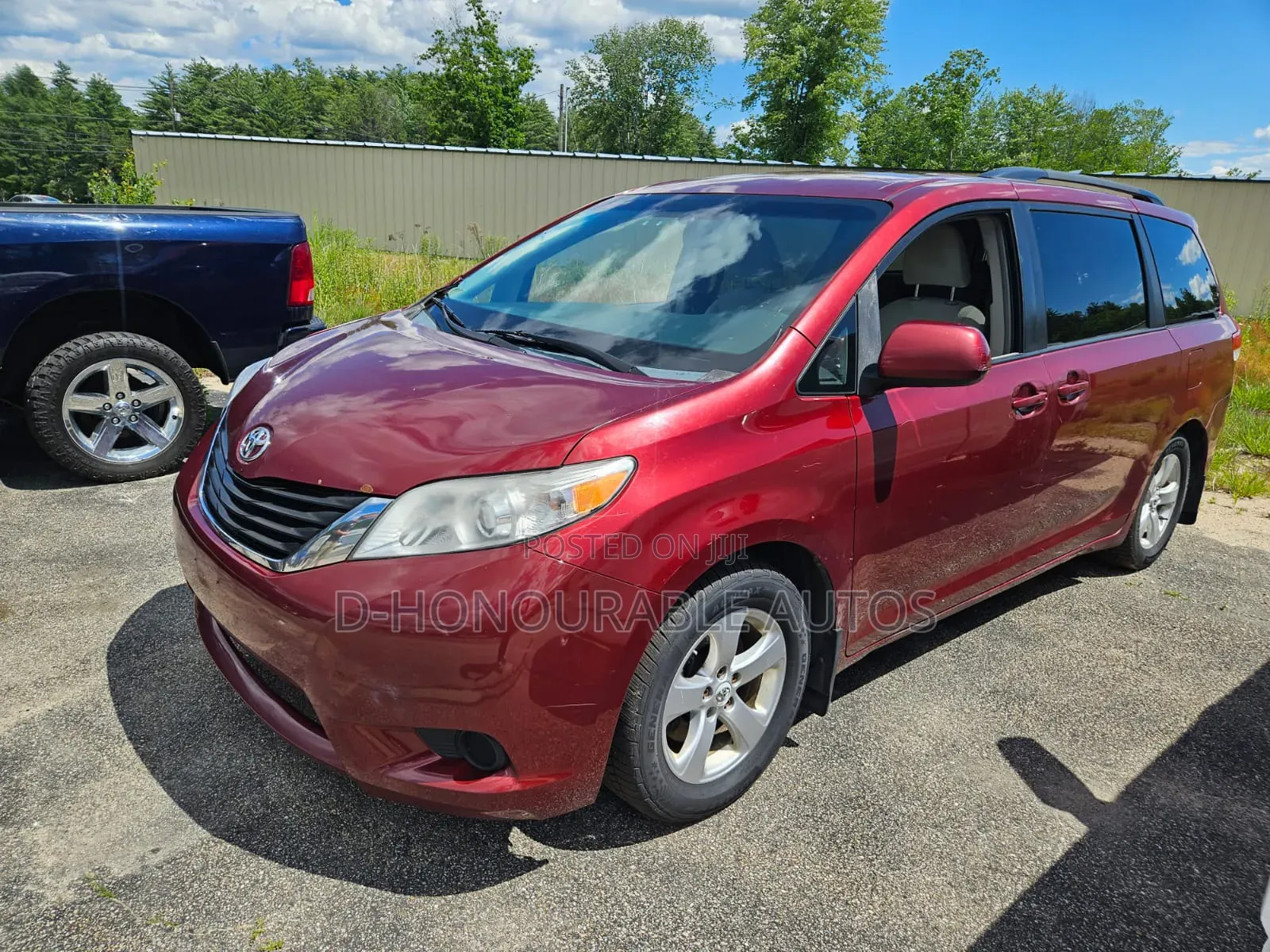 Toyota Sienna LE 8 Passenger 2012 Burgundy