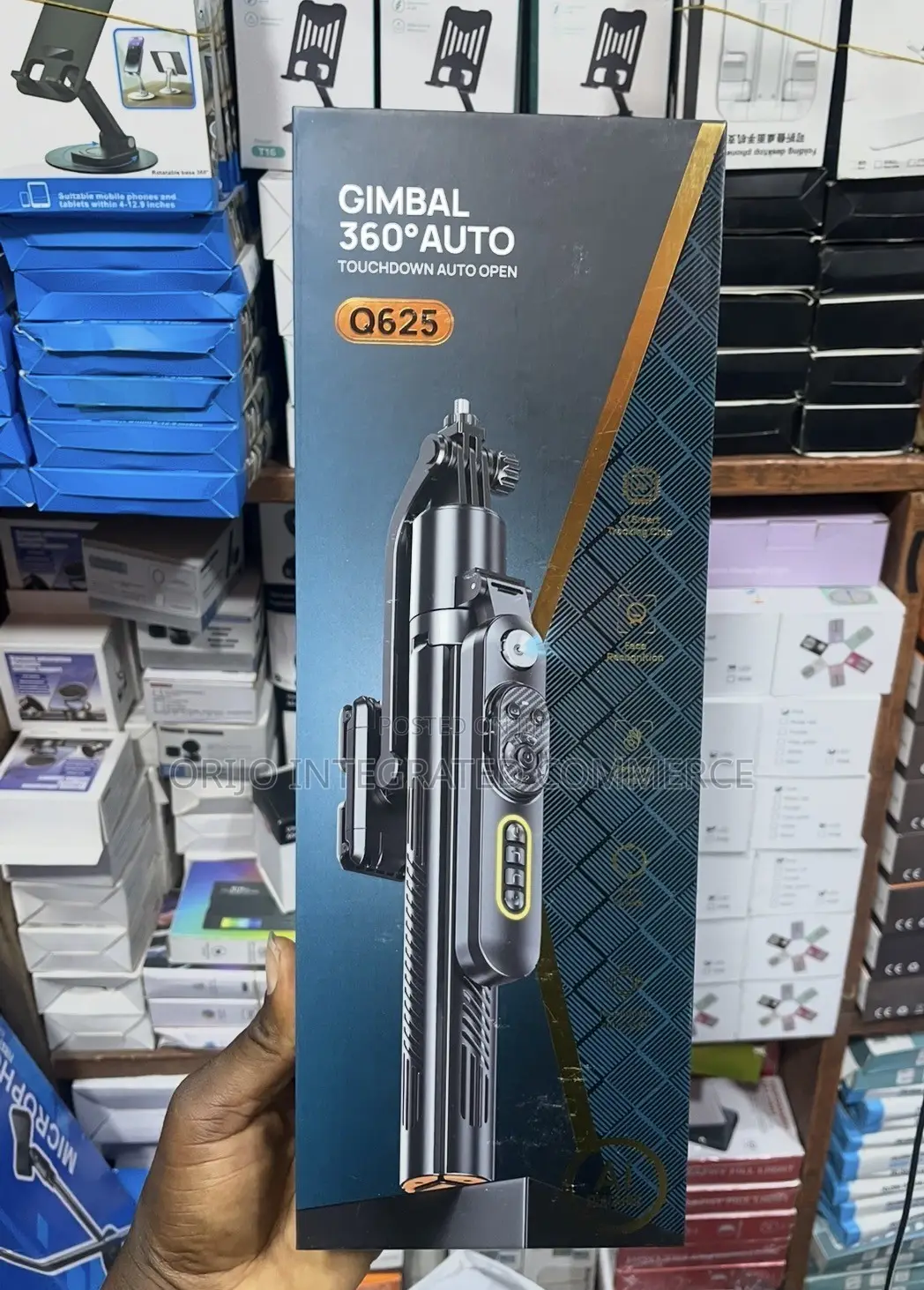 Q625 360° Auto Tracking Gimbal Selfie Stick Touchdown Auto Open