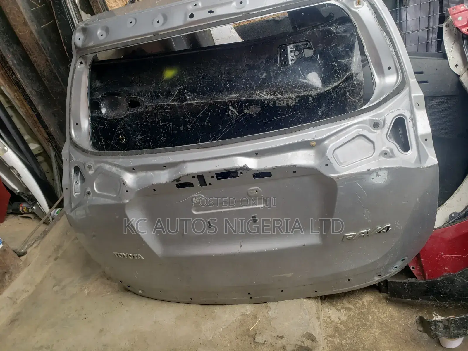 Boot Toyota Rav4 2019