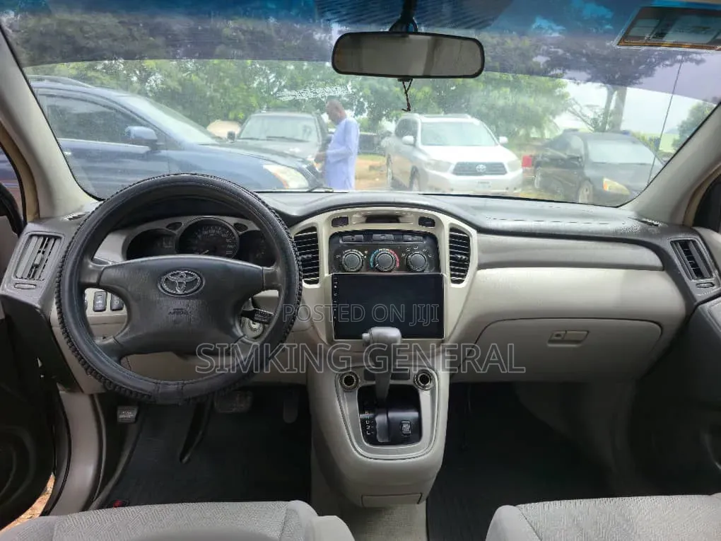 Toyota Highlander 2004 Silver
