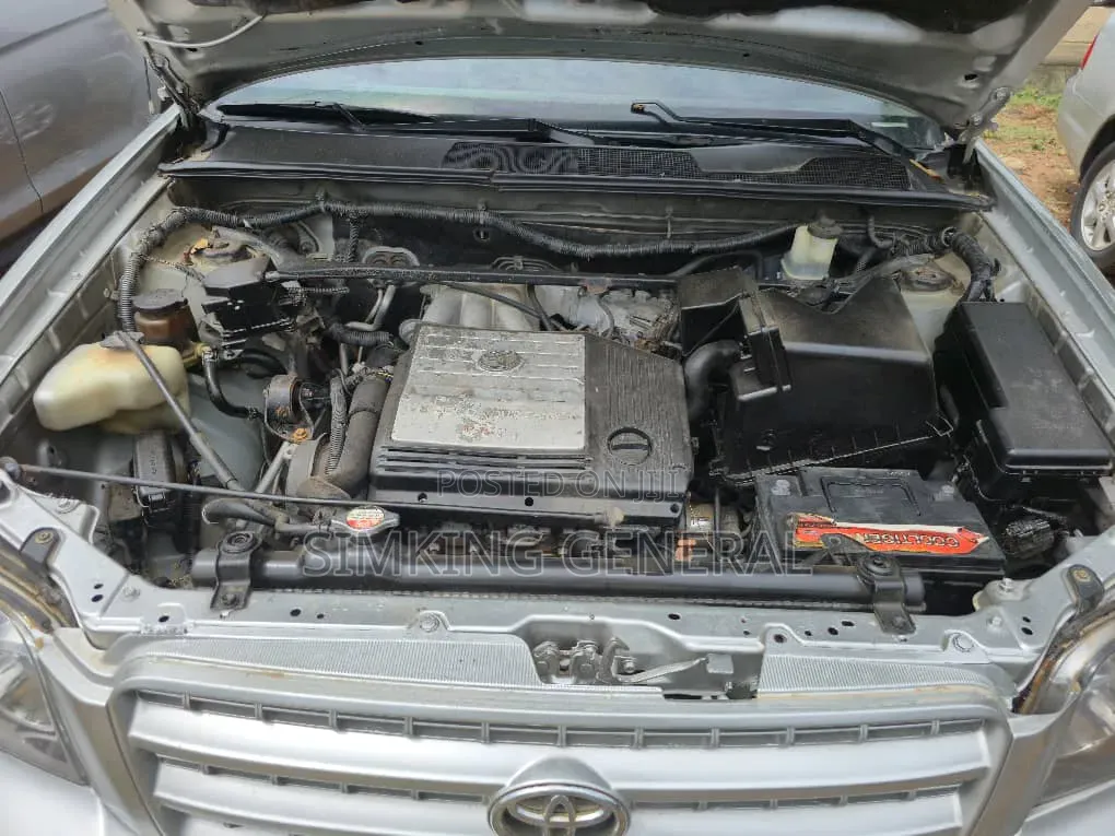 Toyota Highlander 2004 Silver