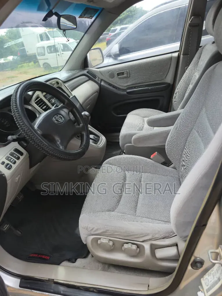 Toyota Highlander 2004 Silver