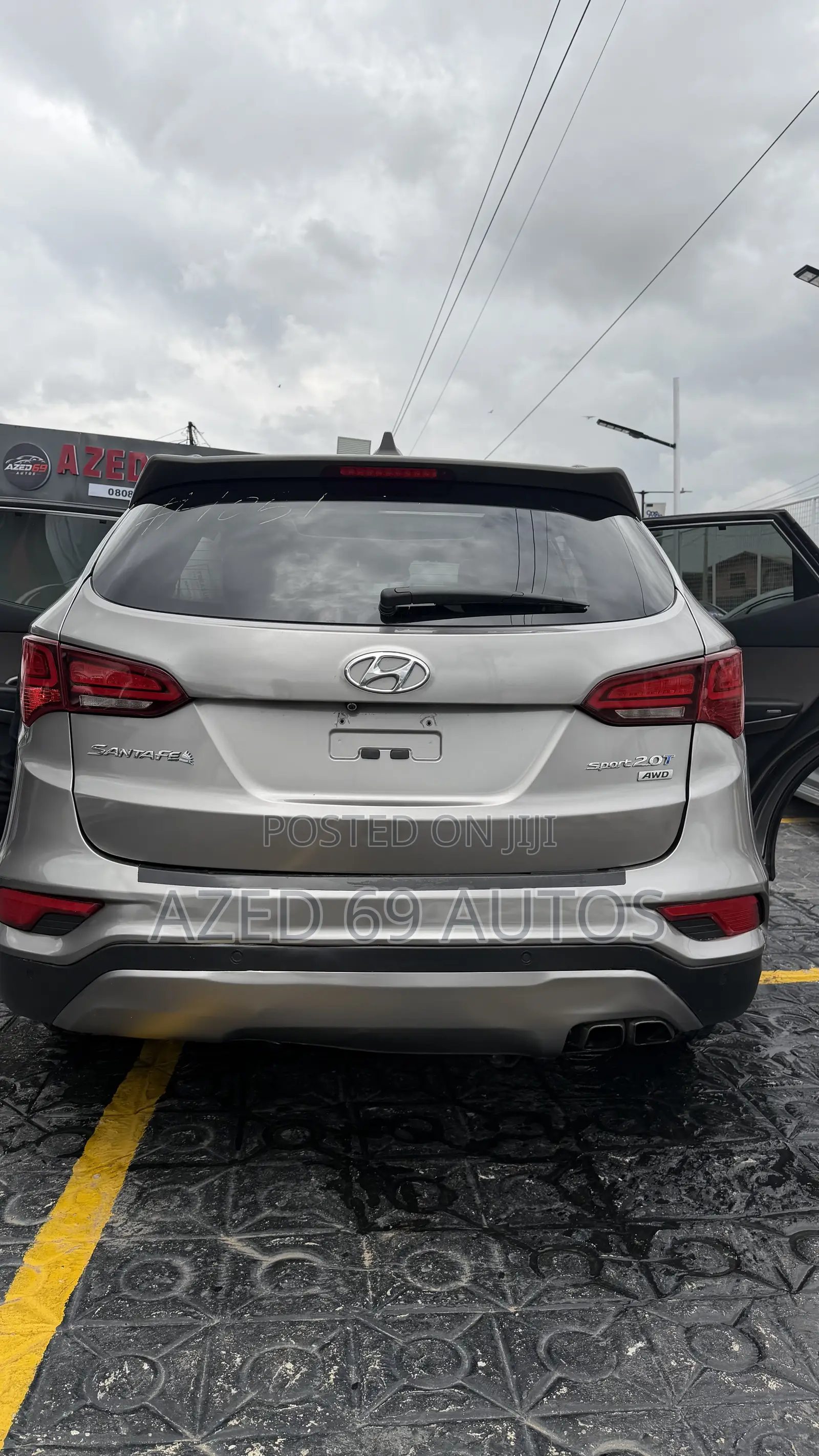 Hyundai Santa Fe SE Ultimate AWD 2017 Gold