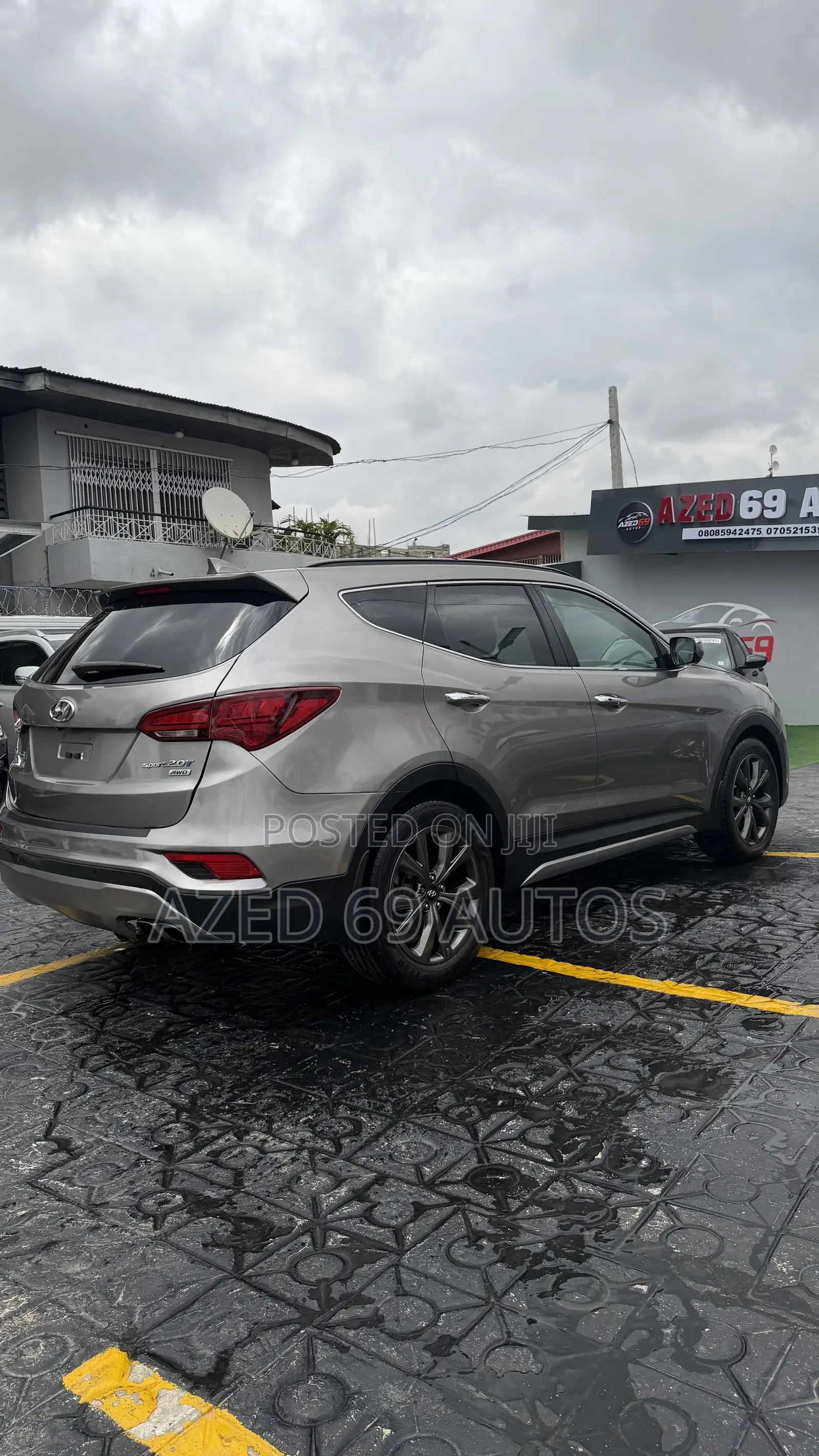 Hyundai Santa Fe SE Ultimate AWD 2017 Gold