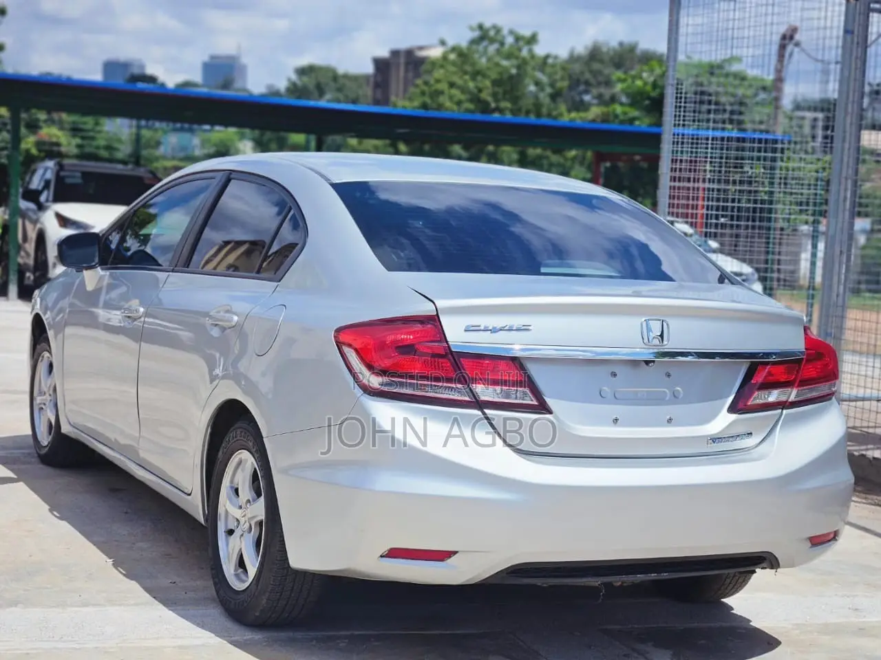 Honda Civic 1.8i-VTEC VXi Automatic 2009 Silver