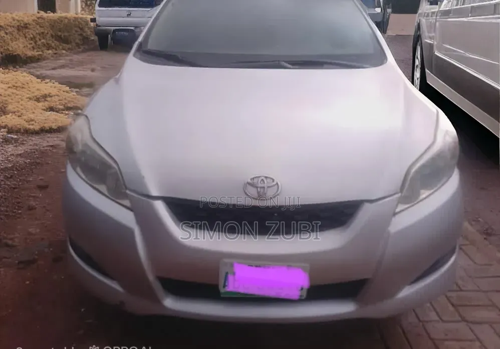 Toyota Matrix 2010 Silver