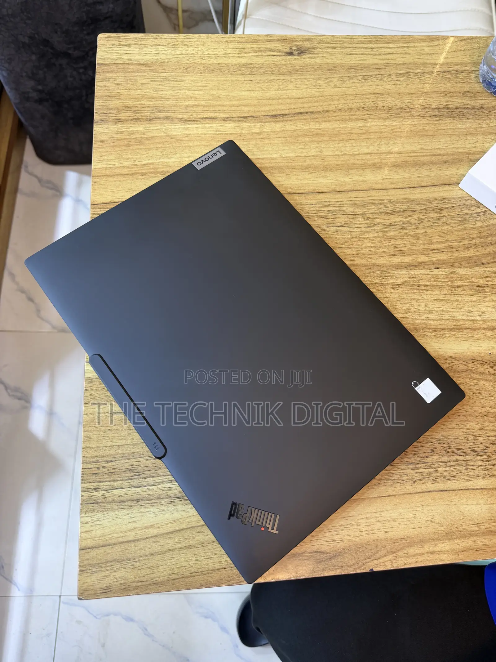 Laptop Lenovo ThinkPad T14 G4 8GB AMD Ryzen 7 SSD 1T