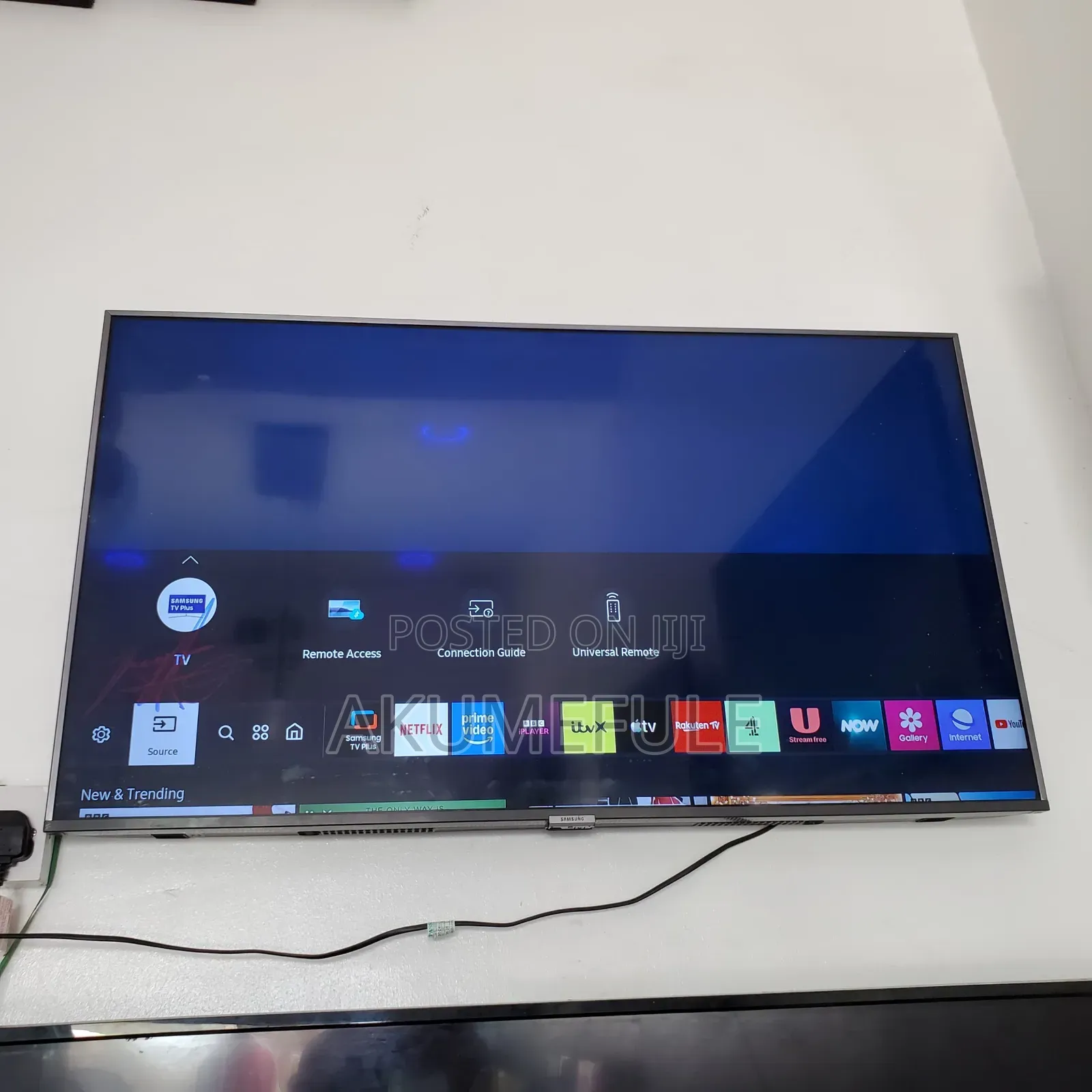Samsung Smart TV 43 Inches Display With Free Netflix Account