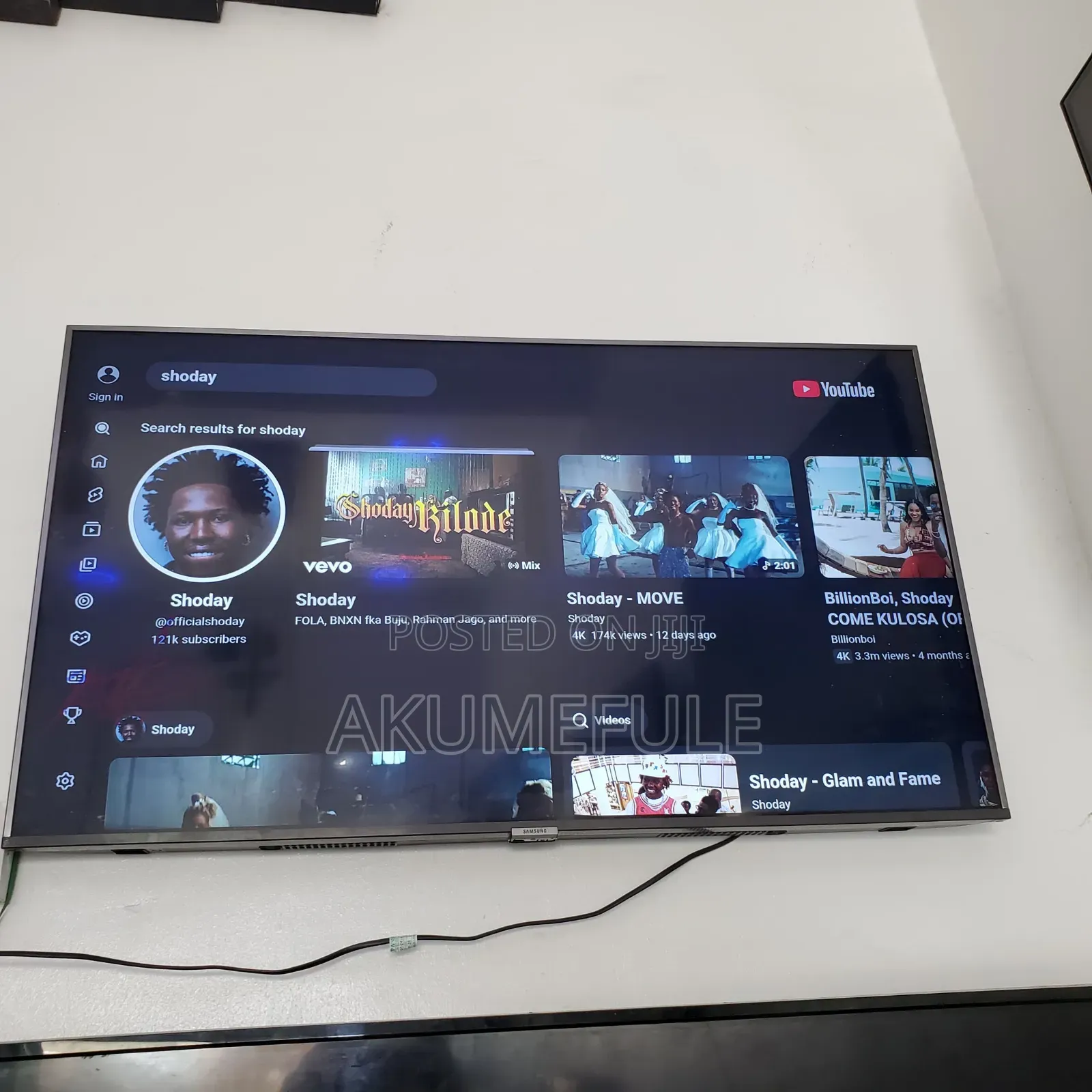 Samsung Smart TV 43 Inches Display With Free Netflix Account