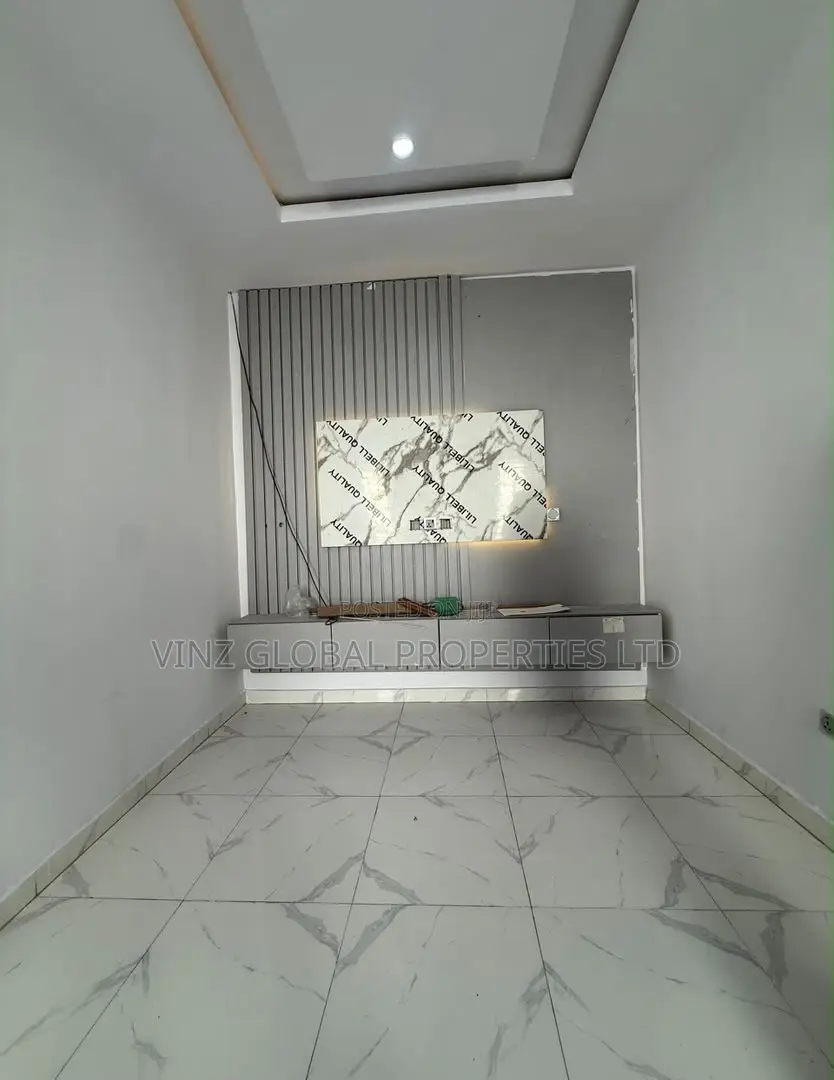 3bdrm Duplex in Lekki for rent