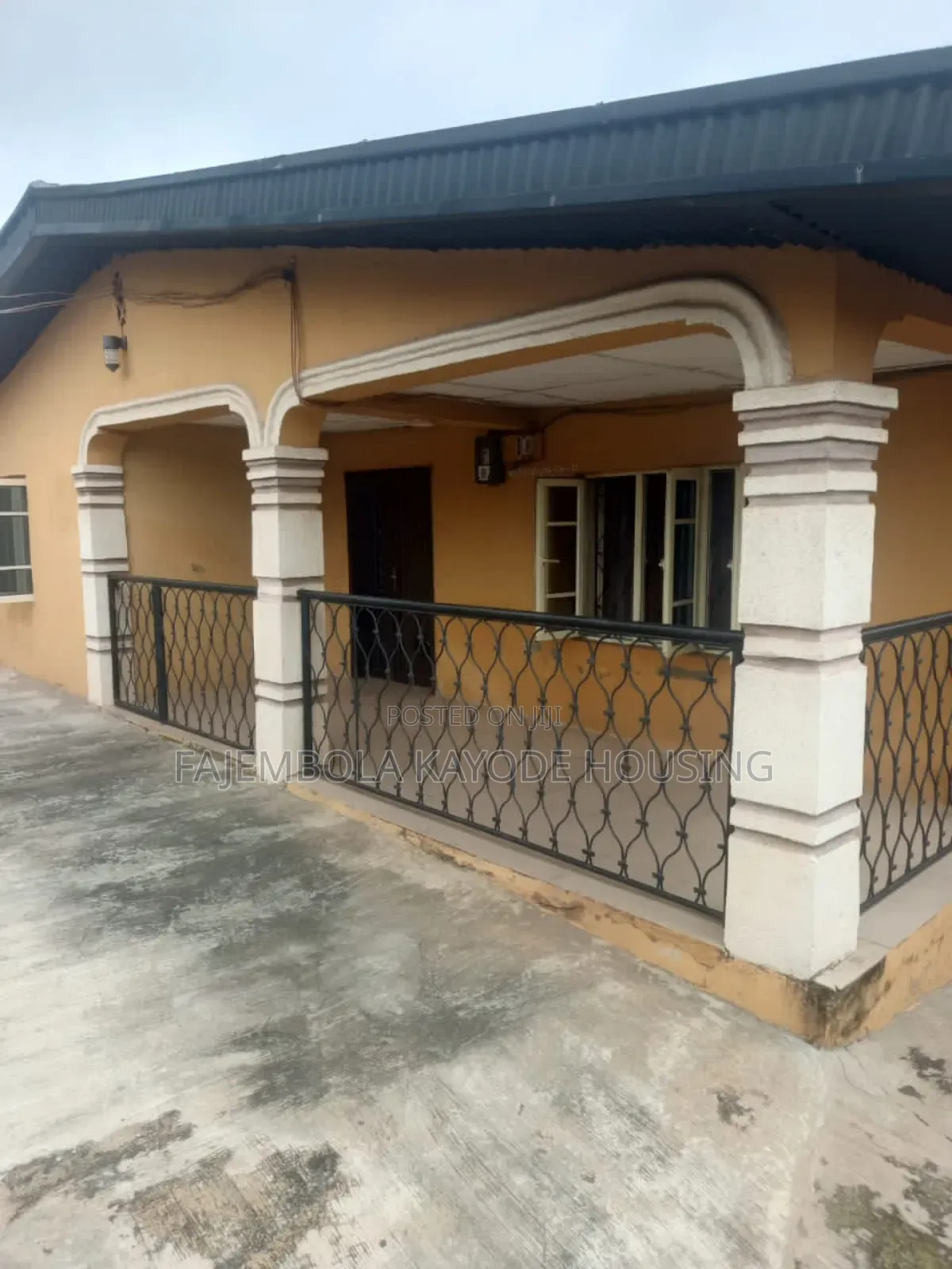 Mini Flat in Fagbamila Street, Agodi for rent