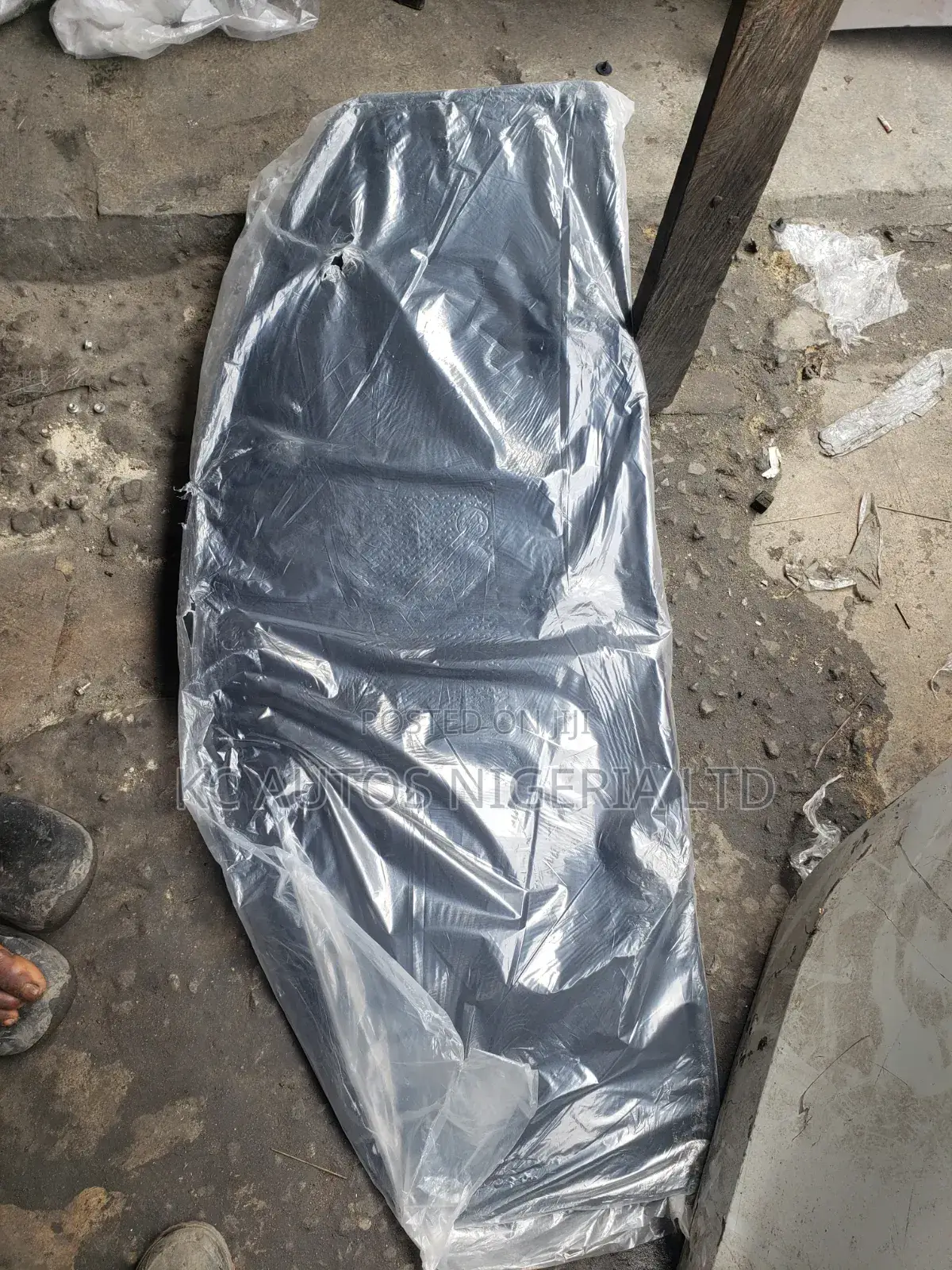 Bonnet Mate Toyota Camry 2012