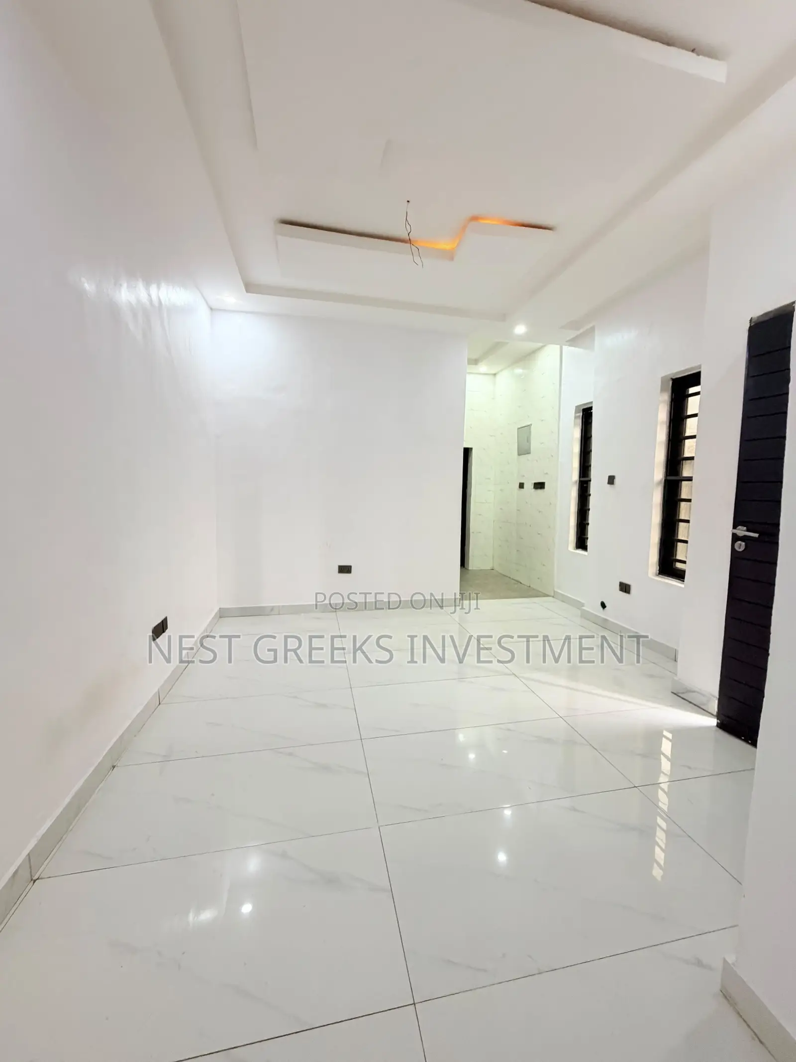 4bdrm Duplex in Ogba for sale