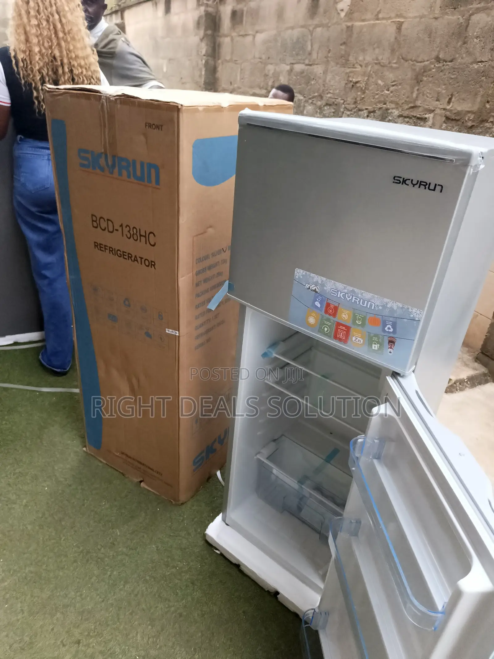 Skyrun 138HC Refrigerator – Dependable Fresh Storage for Families