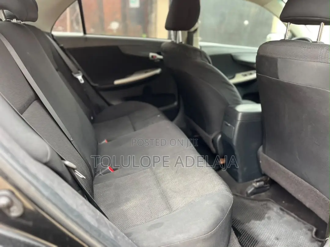 Toyota Camry SE 4dr Sedan (2.5L 4cyl 6A) 2012 Black