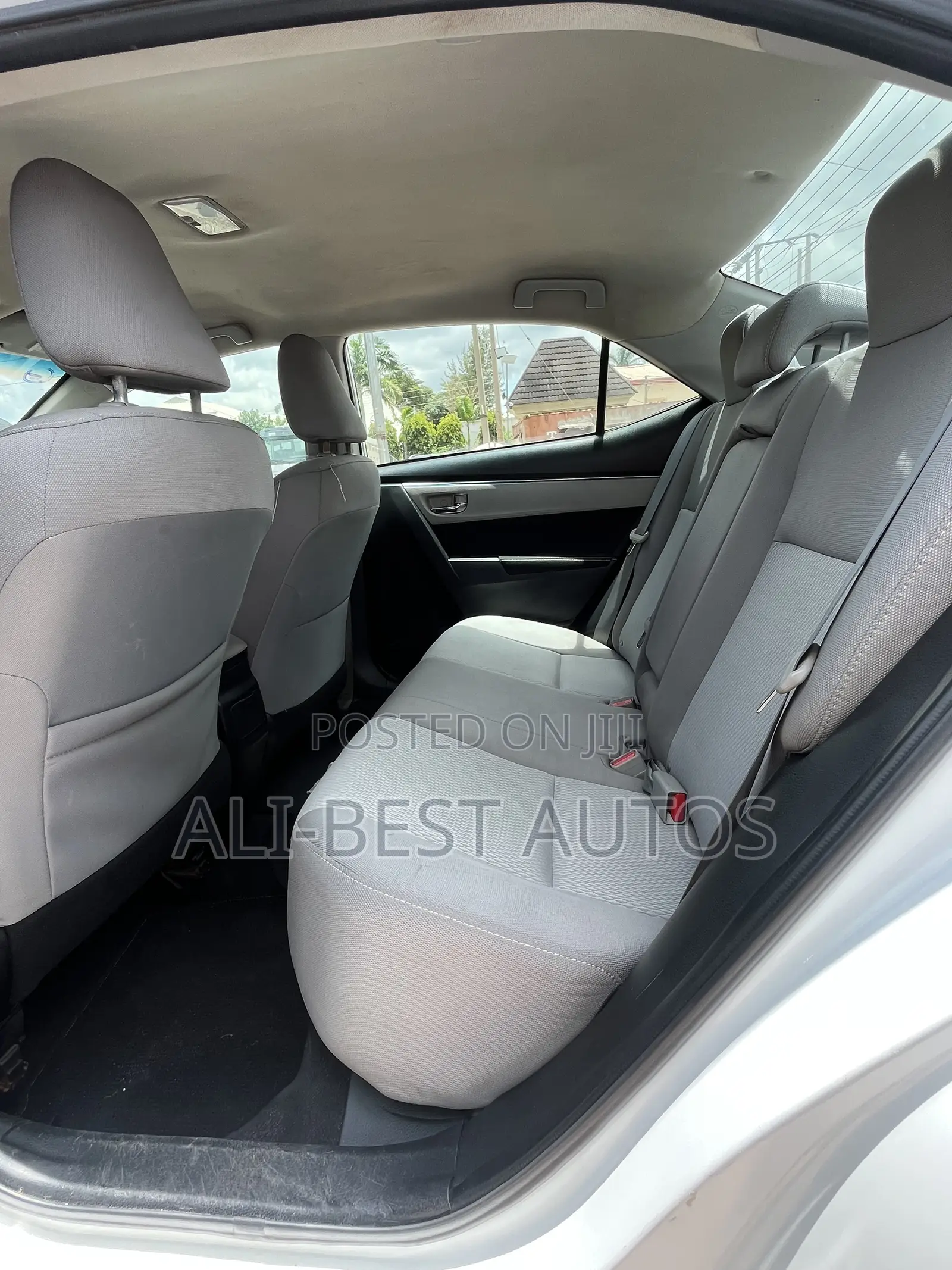 Toyota Corolla 2016 White