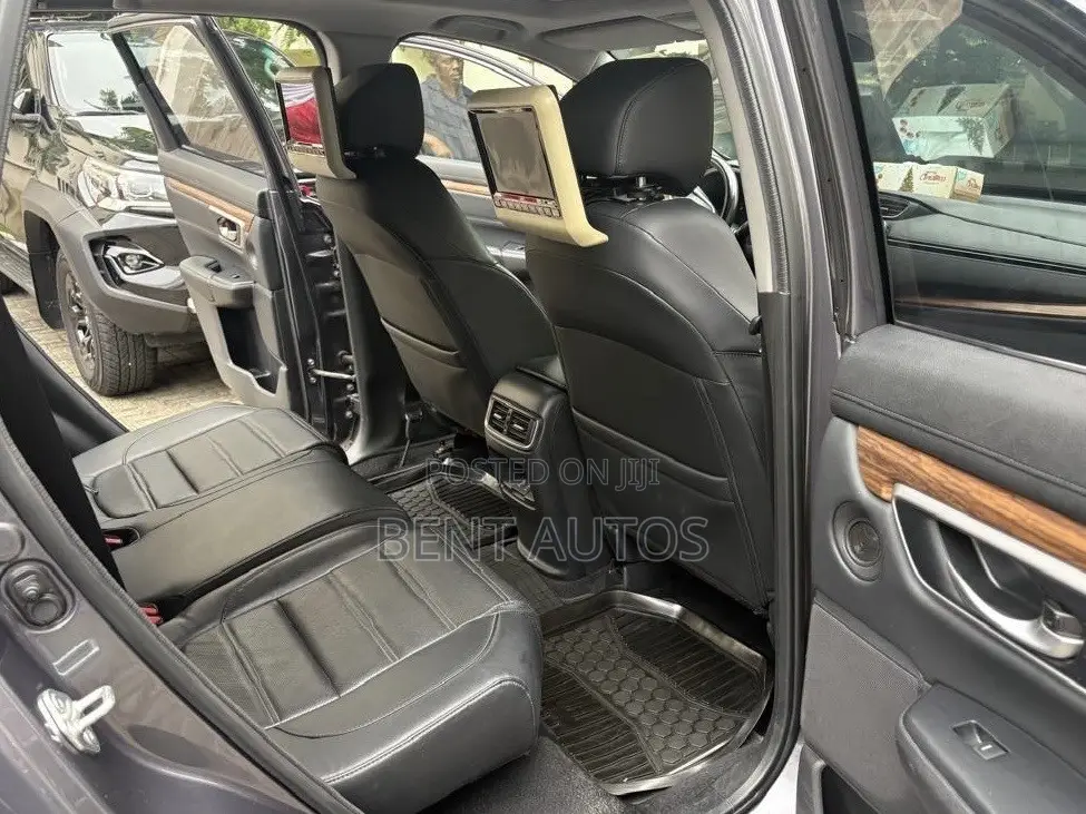 Honda CR-V 2022 Gray