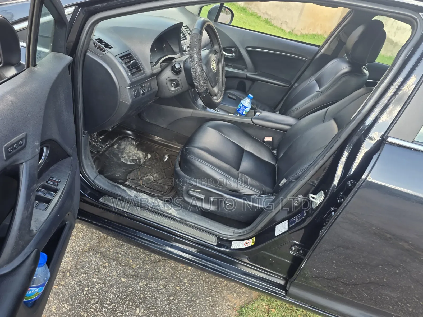 Toyota Avensis 2008 Black