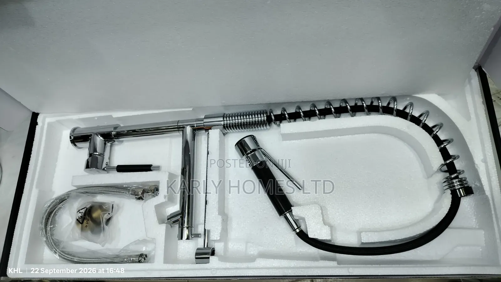 * Premium Kitchen Sink Mixer Tap – Pull-Out Spray*