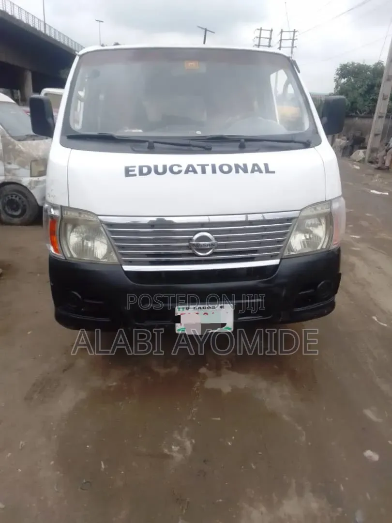Nissan Caravan (Urvan) 2007 White
