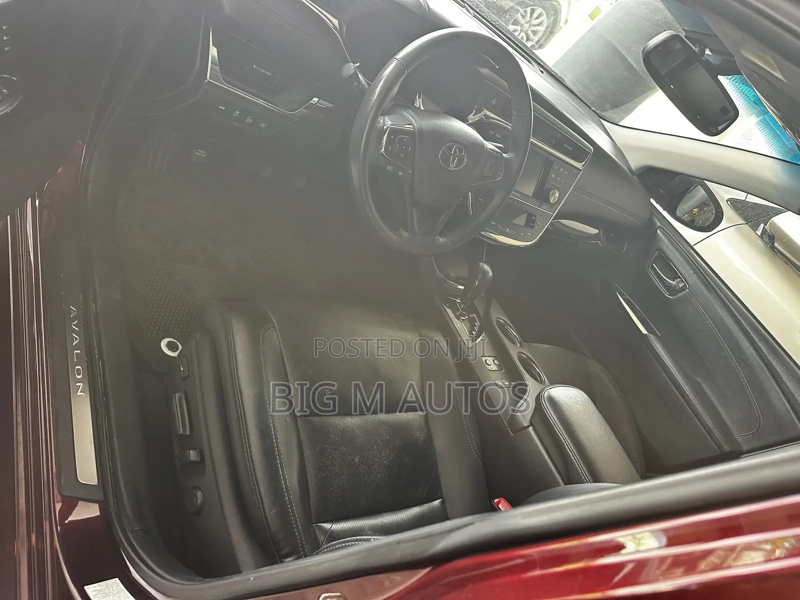 Toyota Avalon Limited 4dr Sedan (3.5L 6cyl 6A) 2014 Red