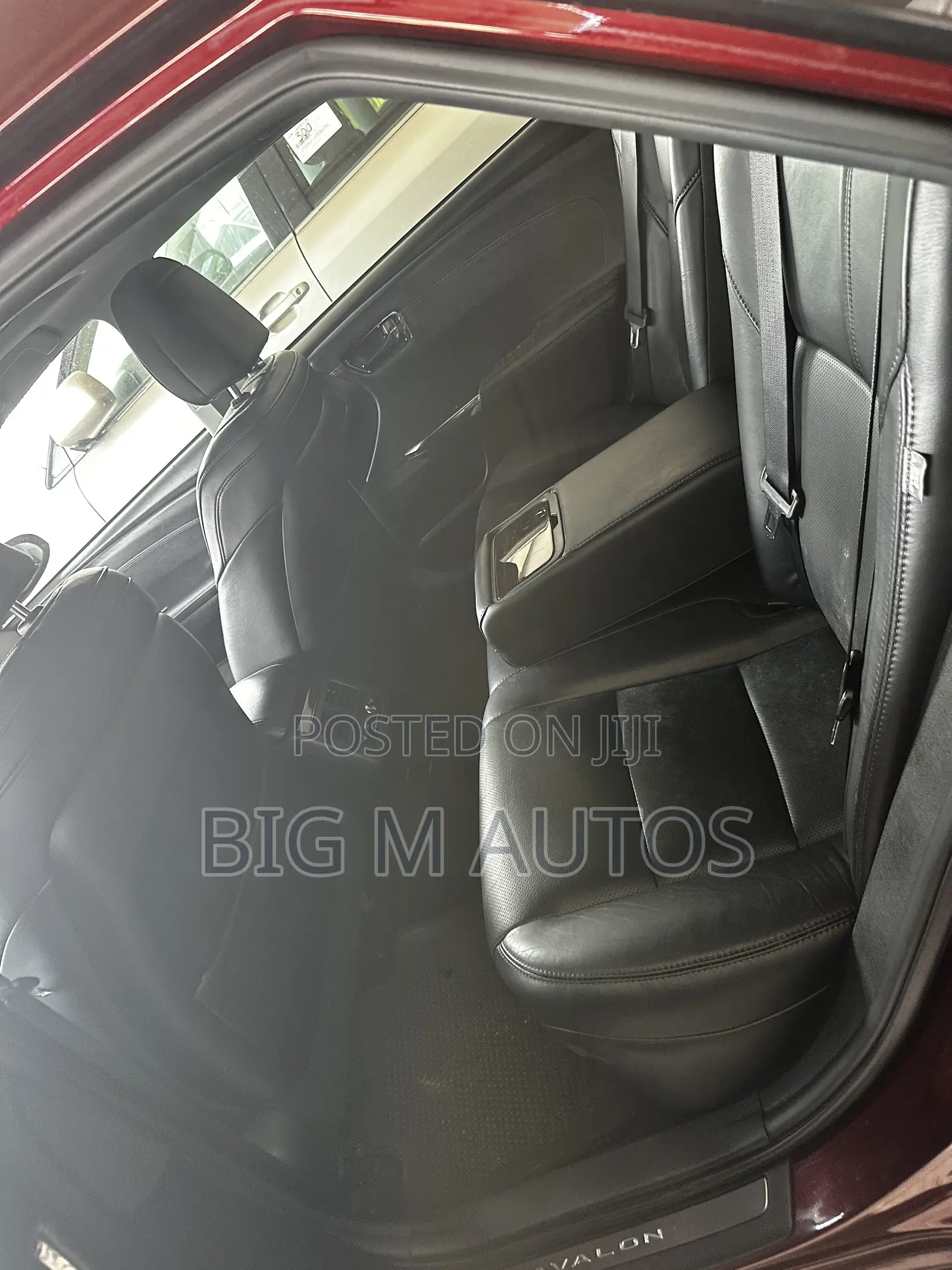 Toyota Avalon Limited 4dr Sedan (3.5L 6cyl 6A) 2014 Red