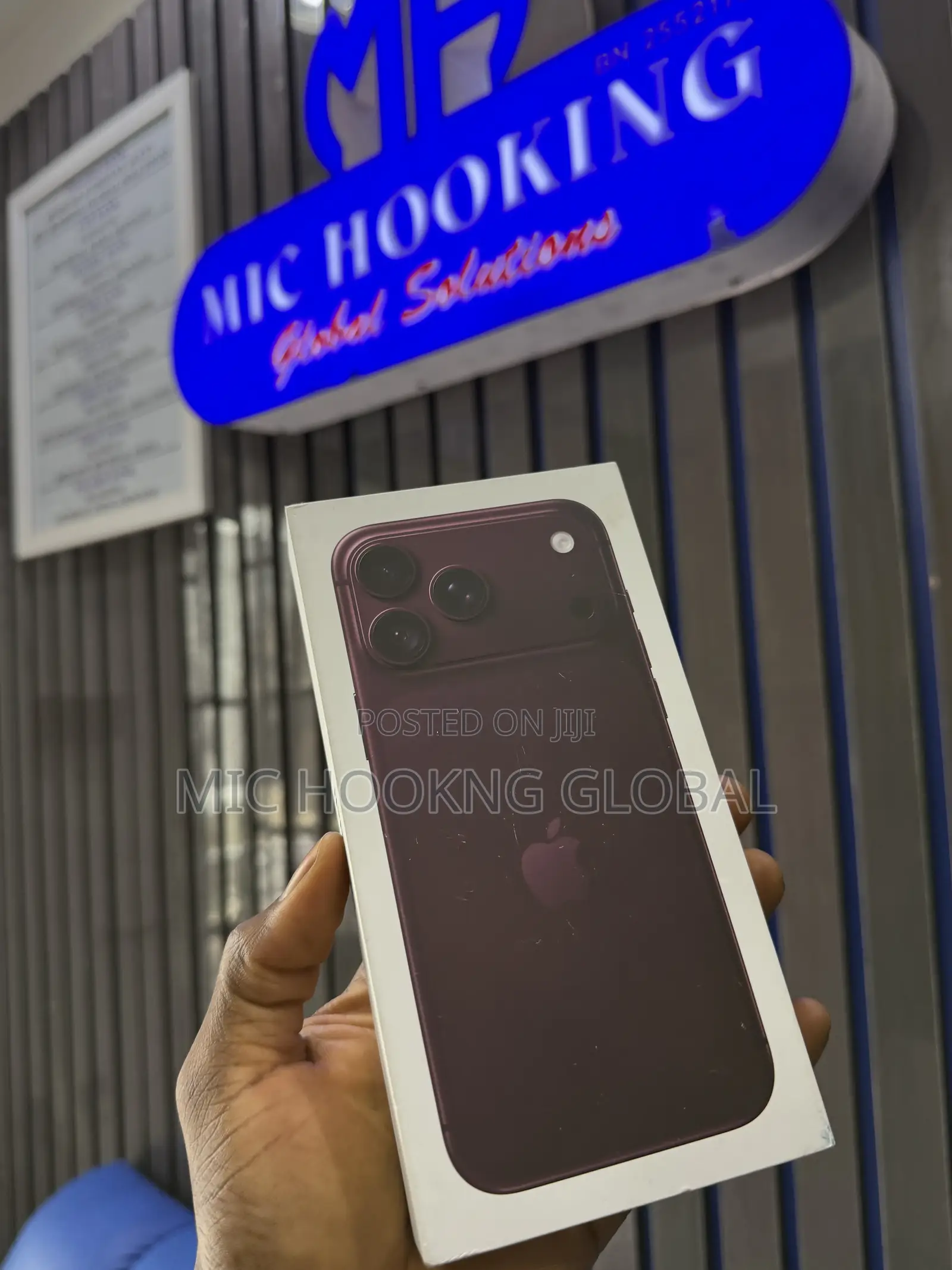 New Apple iPhone 18 Pro Max 256 GB Purple