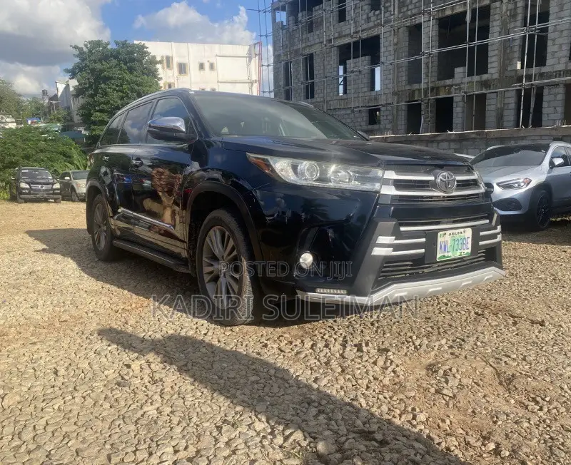 Toyota Highlander 2016 Black