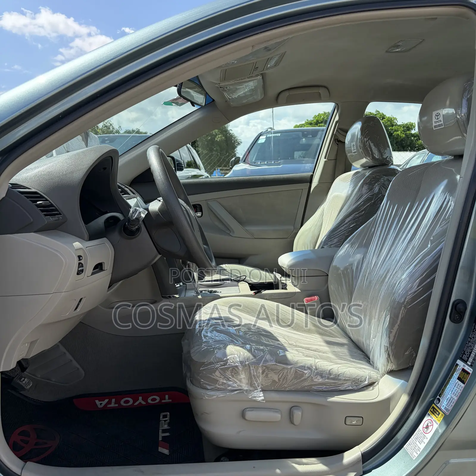 Toyota Camry LE 4dr Sedan (2.5L 4cyl 6AM) 2010 Green