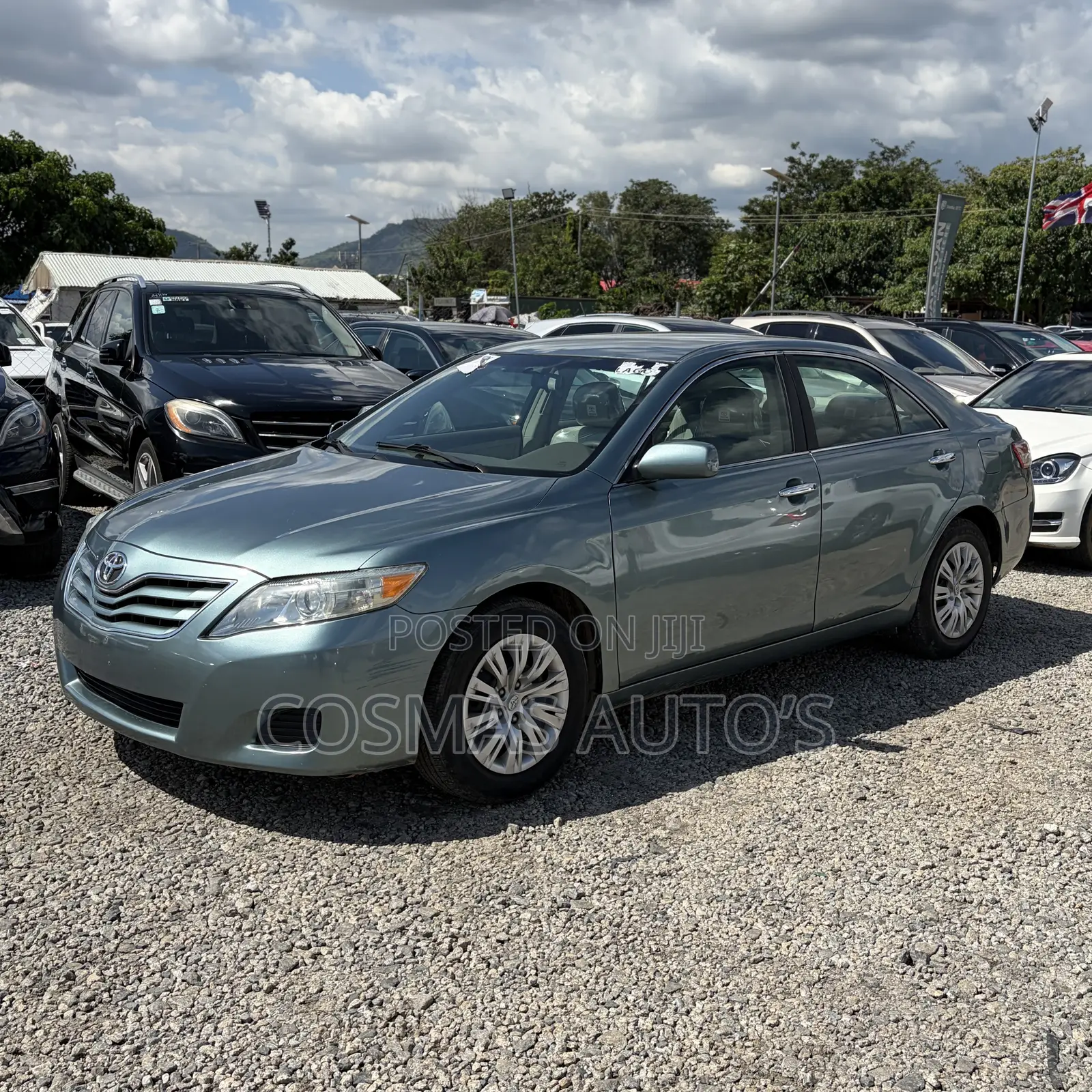 Toyota Camry LE 4dr Sedan (2.5L 4cyl 6AM) 2010 Green