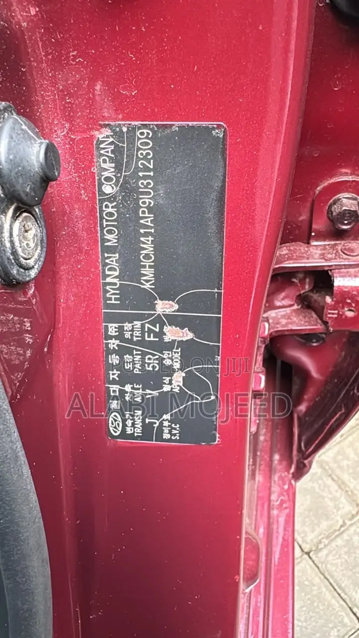 Hyundai Accent GLS 2010 Red