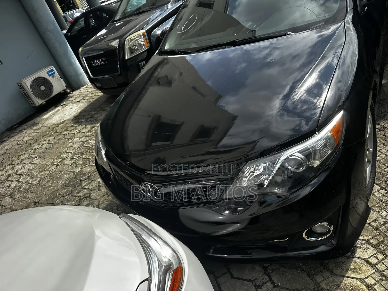 Toyota Camry SE 4dr Sedan (2.5L 4cyl 6A) 2013 Black