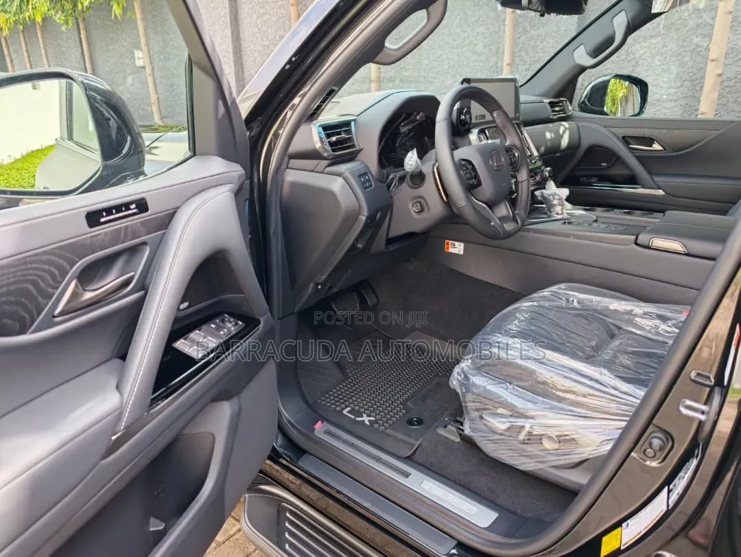 New Lexus LX 700h 2025 Black