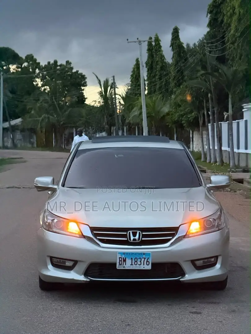 Honda Accord 2013 Gold