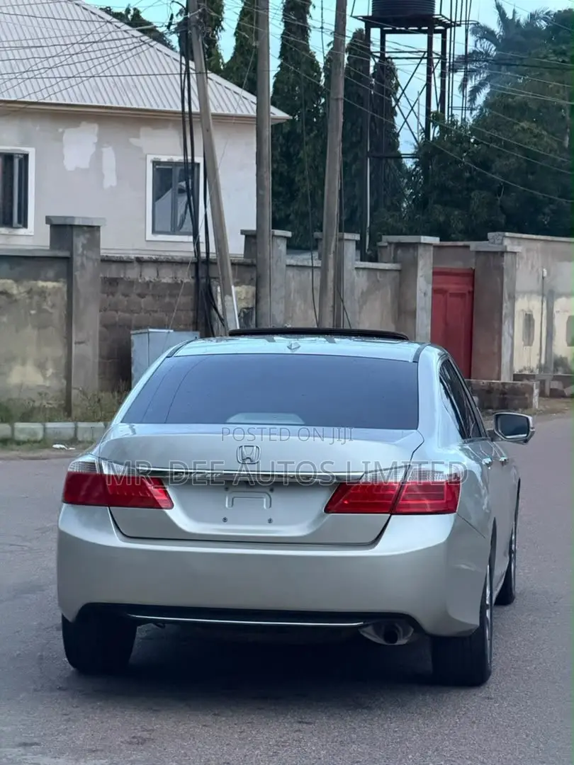 Honda Accord 2013 Gold